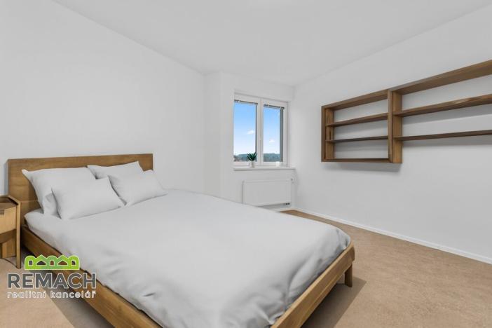 Pronájem bytu 3+kk, Náchod, Bartoňova, 82 m2