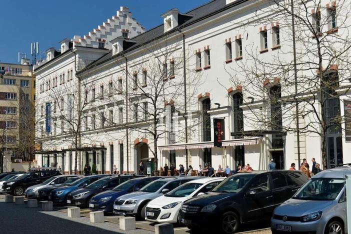 Pronájem kanceláře, Praha - Holešovice, U průhonu, 276 m2