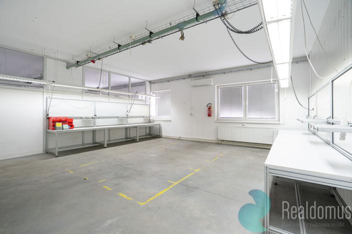 Pronájem výrobních prostor, Milevsko, 1250 m2