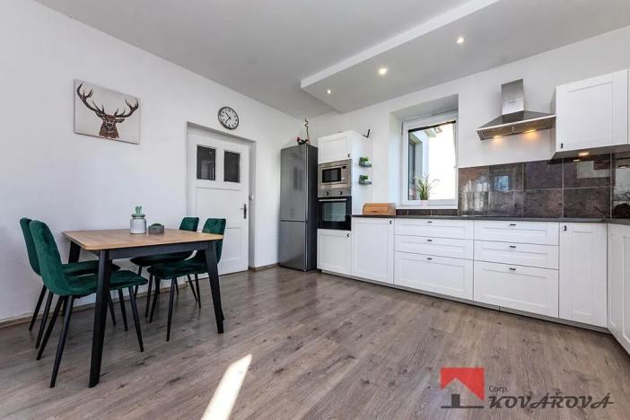 Prodej rodinného domu, Ledčice, 185 m2