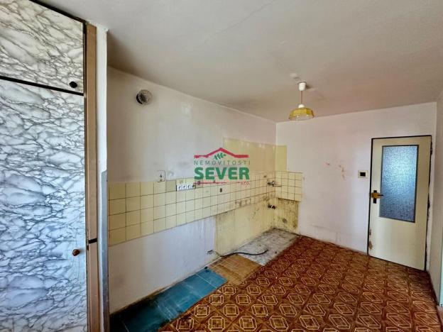 Prodej bytu 3+1, Vroutek, Na Hůrce, 72 m2