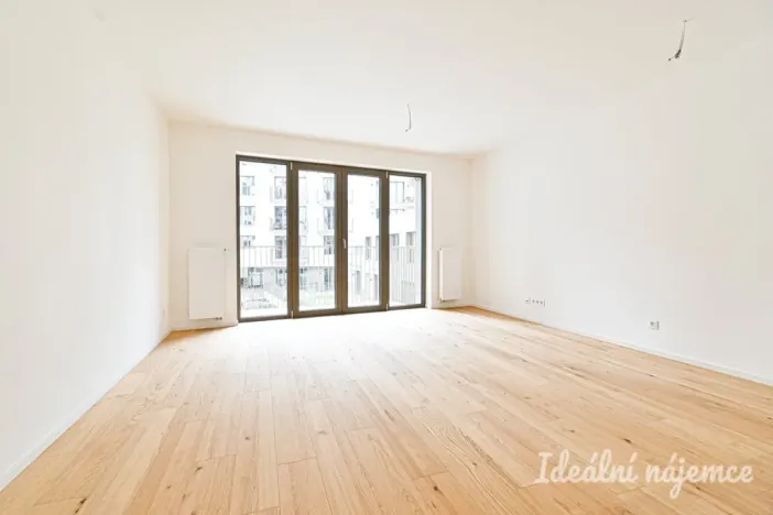 Pronájem bytu 1+kk, Brno, Bratislavská, 37 m2