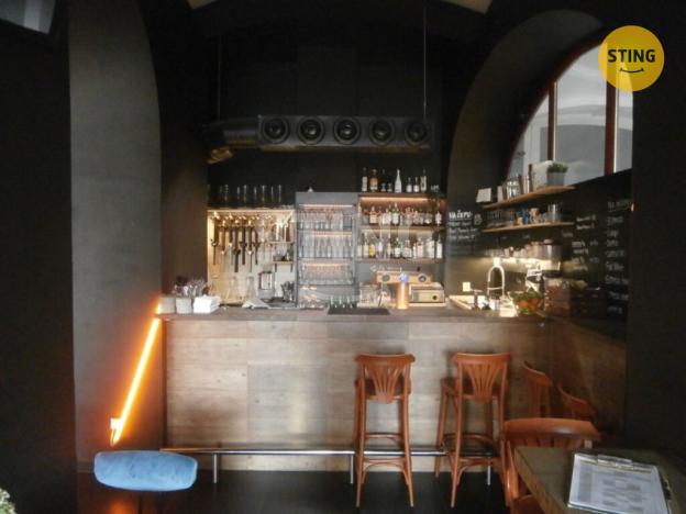 Pronájem restaurace, Opava, Dolní náměstí, 188 m2