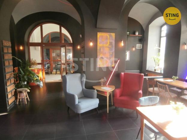 Pronájem restaurace, Opava, Dolní náměstí, 188 m2