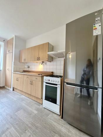 Pronájem bytu 2+1, Ostrava - Poruba, Bohuslava Martinů, 65 m2