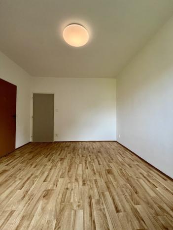 Pronájem bytu 2+1, Ostrava - Poruba, Bohuslava Martinů, 65 m2