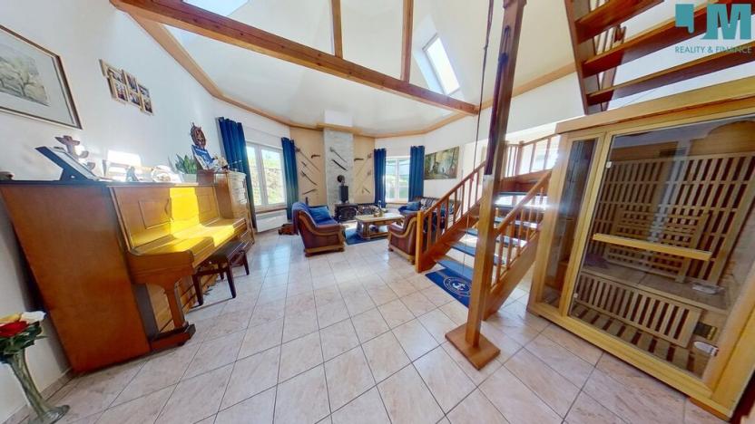 Prodej rodinného domu, Kralice nad Oslavou - Horní Lhotice, 210 m2