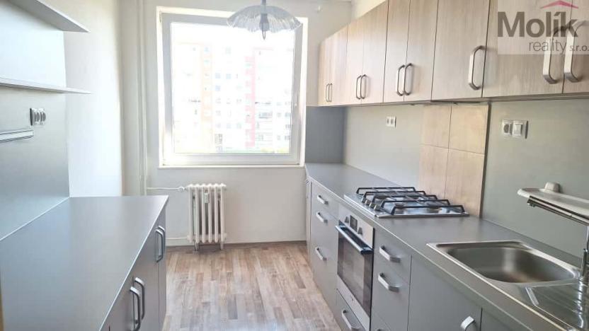 Prodej bytu 4+1, Teplice - Trnovany, Přítkovská, 85 m2