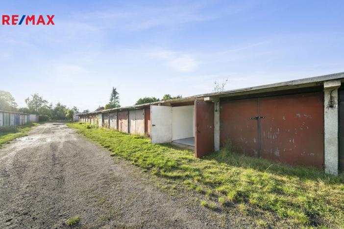 Prodej garáže, Hradec Králové, 16 m2