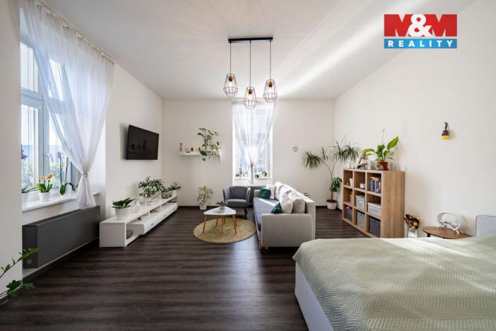 Prodej bytu 2+1, Znojmo, Rudoleckého, 87 m2