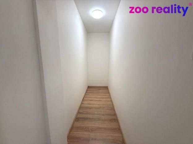 Pronájem bytu 2+1, Chomutov, Čelakovského, 73 m2