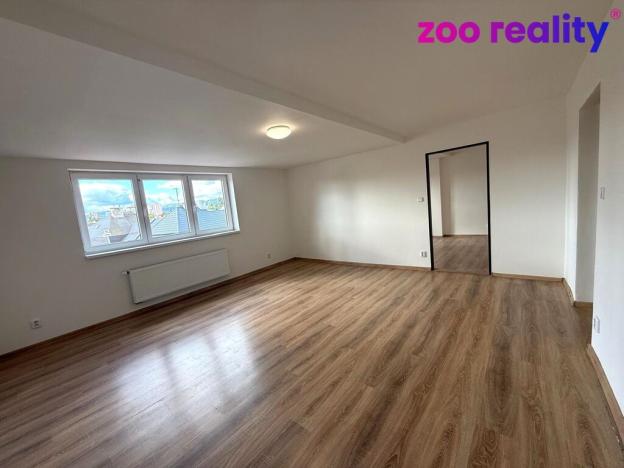 Pronájem bytu 2+1, Chomutov, Čelakovského, 73 m2