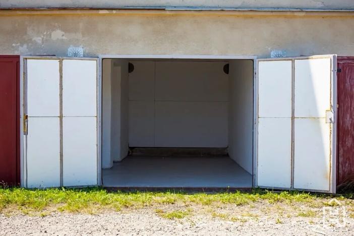 Pronájem garáže, Havlíčkův Brod, 18 m2