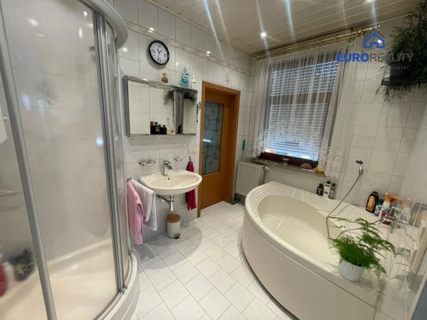 Prodej rodinného domu, Rodewisch,Německo, 146 m2