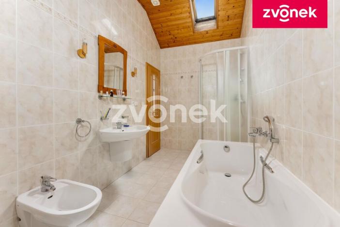 Prodej rodinného domu, Pozlovice, Na Drahách, 180 m2