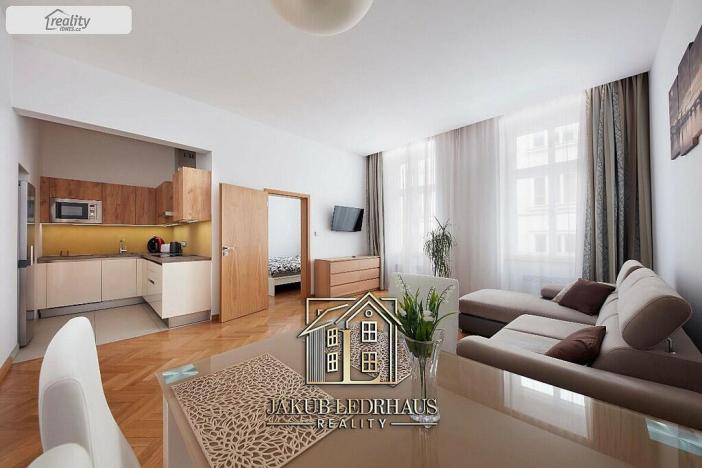 Prodej bytu 2+kk, Praha - Staré Město, Hradební, 51 m2