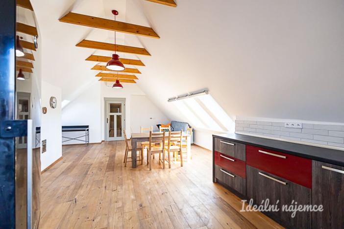 Pronájem bytu 4+kk, Praha - Braník, Pod svahem, 140 m2