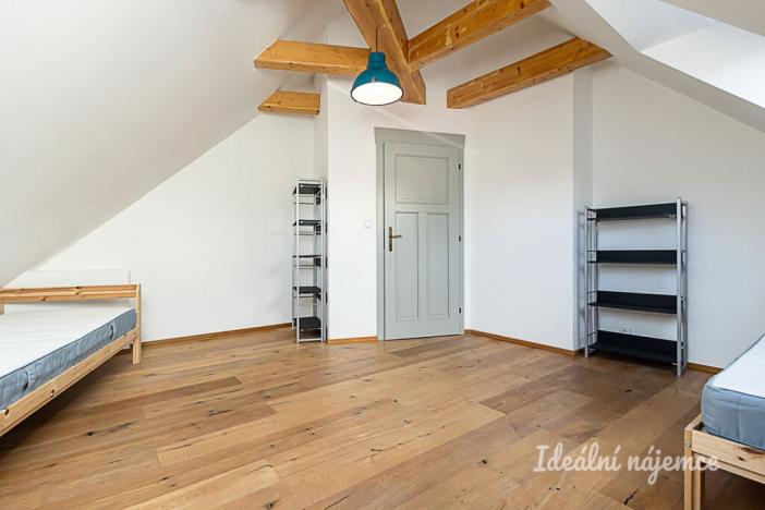 Pronájem bytu 4+kk, Praha - Braník, Pod svahem, 140 m2