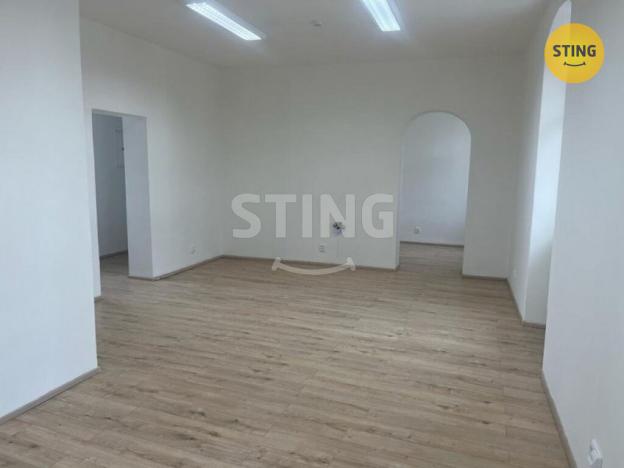 Pronájem komerční nemovitosti, Hukvaldy, 240 m2