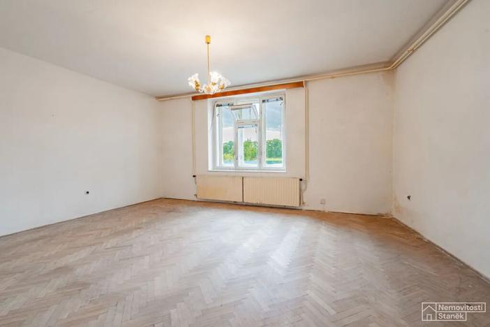 Prodej rodinného domu, Štěkeň, Kestřanská, 250 m2
