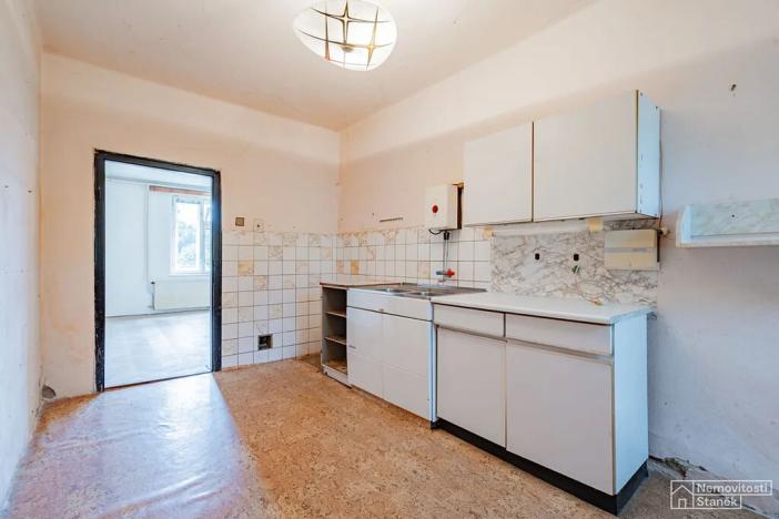 Prodej rodinného domu, Štěkeň, Kestřanská, 250 m2