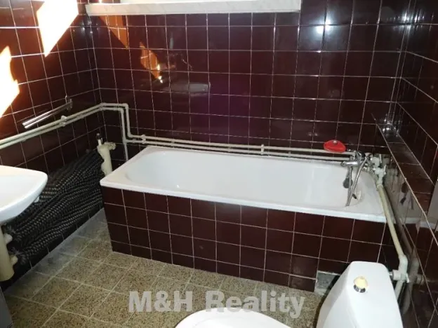 Prodej rodinného domu, Lučina, 196 m2