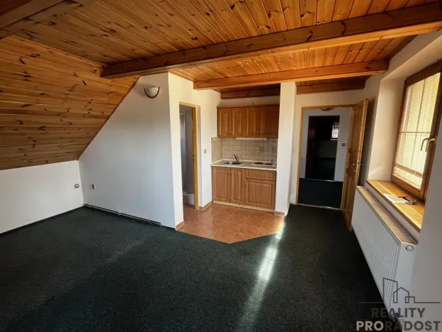 Prodej rodinného domu, Podhradní Lhota, 160 m2