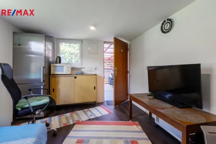 Prodej zahrady, Jenišov, 350 m2