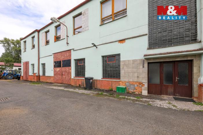 Prodej výrobních prostor, Černošín, 1100 m2