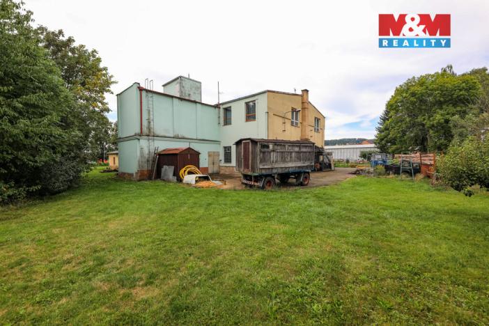 Prodej výrobních prostor, Černošín, 1100 m2