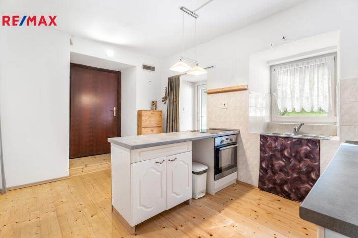 Prodej rodinného domu, Dubá - Zakšín, 380 m2