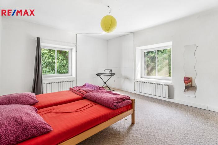 Prodej rodinného domu, Dubá - Zakšín, 380 m2