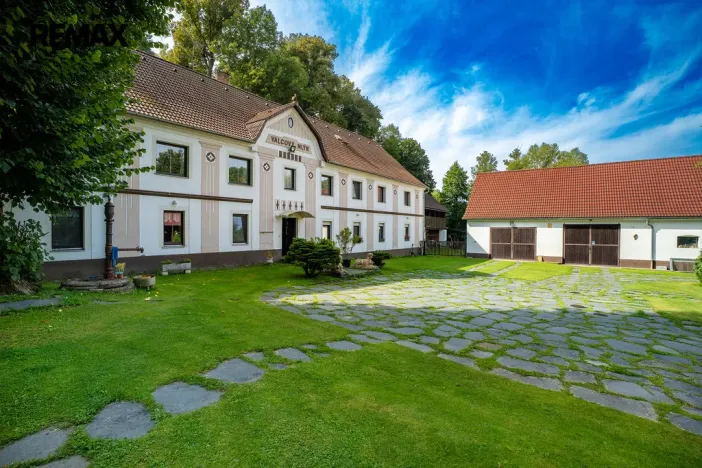 Prodej rodinného domu, Dubá - Zakšín, 380 m2