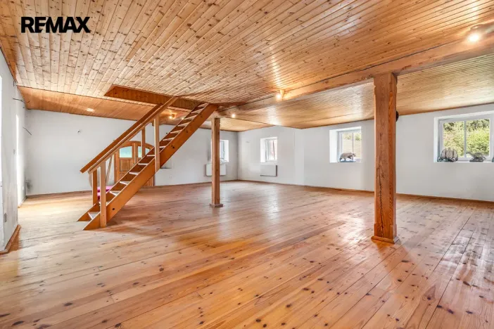 Prodej rodinného domu, Dubá - Zakšín, 380 m2