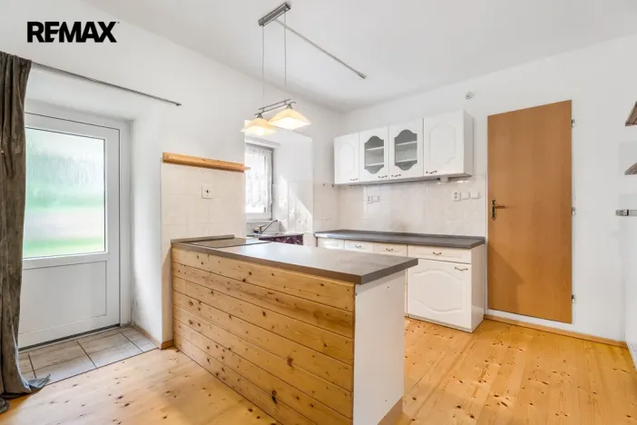 Prodej rodinného domu, Dubá - Zakšín, 380 m2