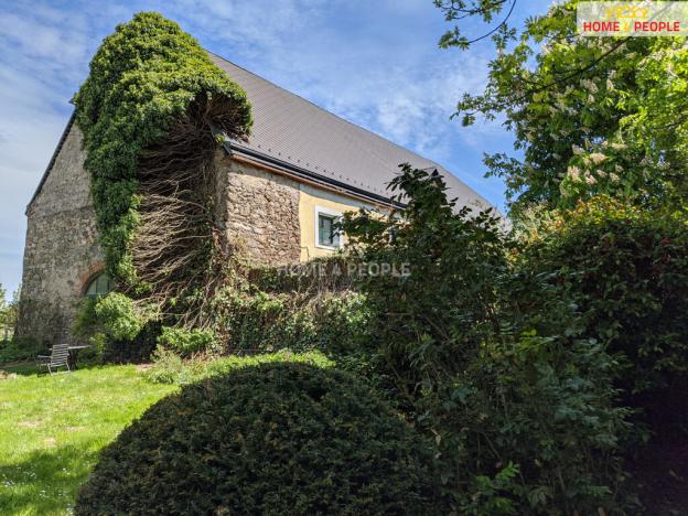 Prodej rodinného domu, Vysoký Chlumec, 190 m2