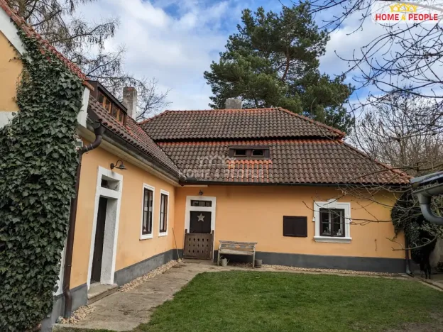Prodej rodinného domu, Vysoký Chlumec, 190 m2