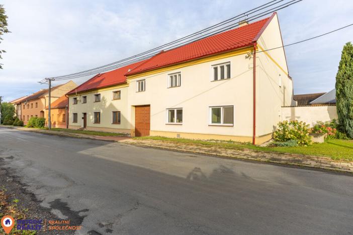 Prodej rodinného domu, Štarnov, 252 m2