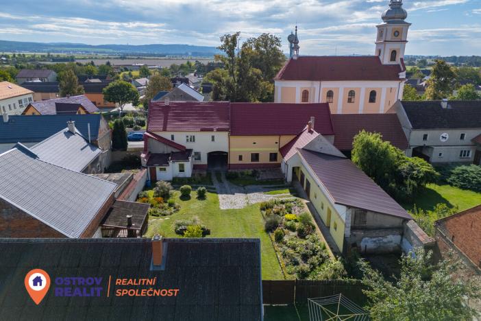 Prodej rodinného domu, Štarnov, 252 m2