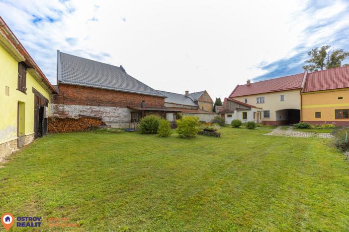 Prodej rodinného domu, Štarnov, 252 m2