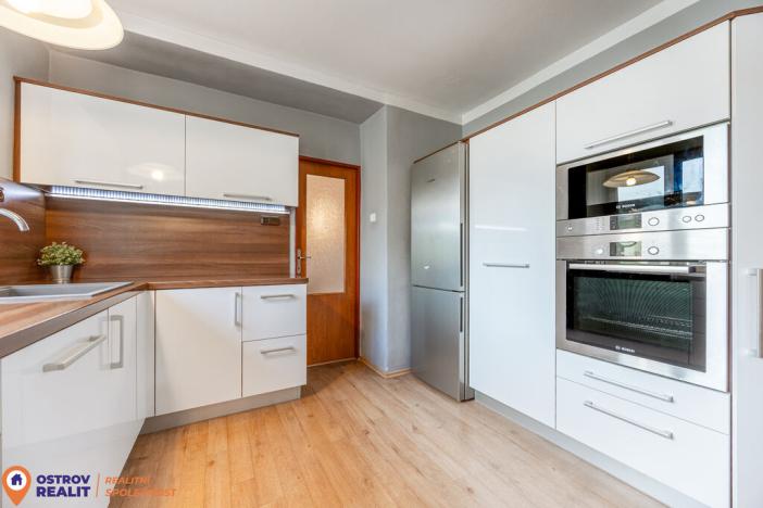 Prodej rodinného domu, Štarnov, 252 m2