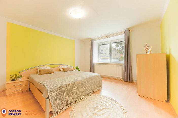 Prodej rodinného domu, Štarnov, 252 m2