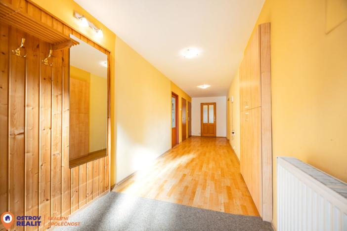 Prodej rodinného domu, Štarnov, 252 m2