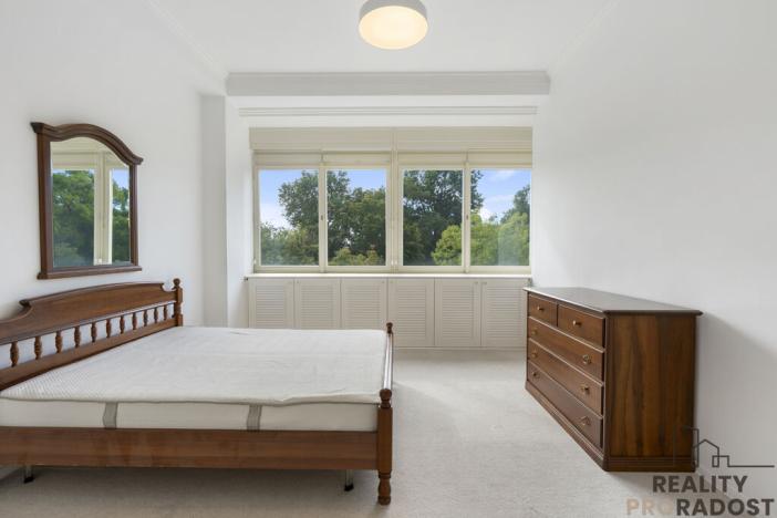 Pronájem bytu 3+1, Praha - Holešovice, Kostelní, 133 m2