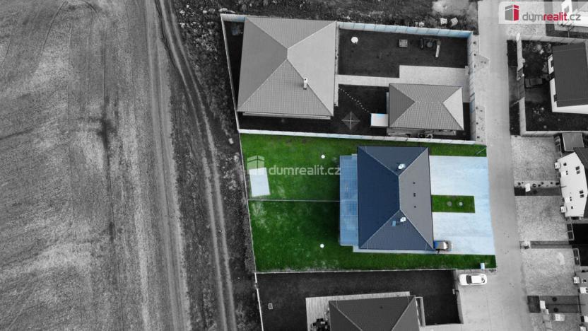 Prodej rodinného domu, Polerady, 118 m2