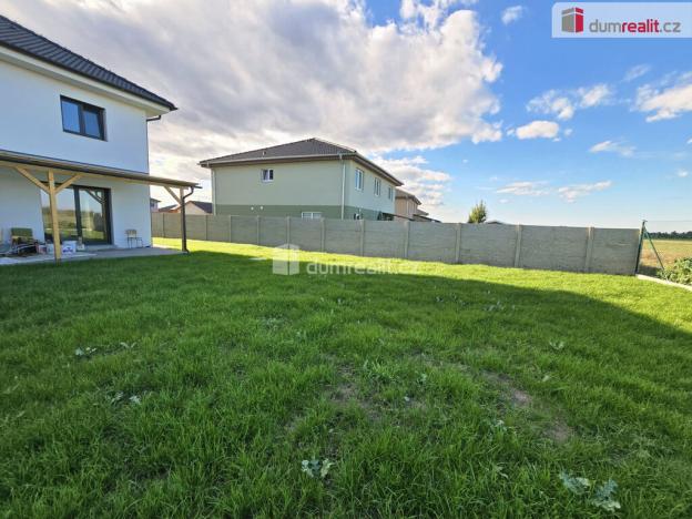 Prodej rodinného domu, Polerady, 118 m2