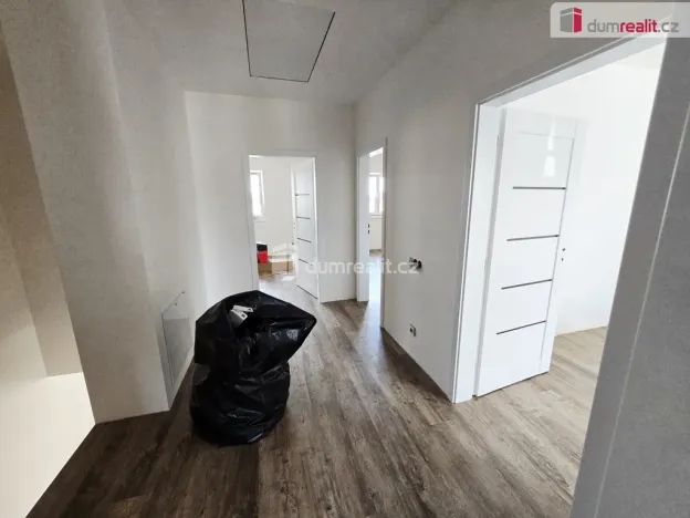 Prodej rodinného domu, Polerady, 118 m2