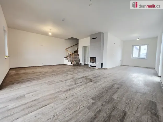 Prodej rodinného domu, Polerady, 118 m2