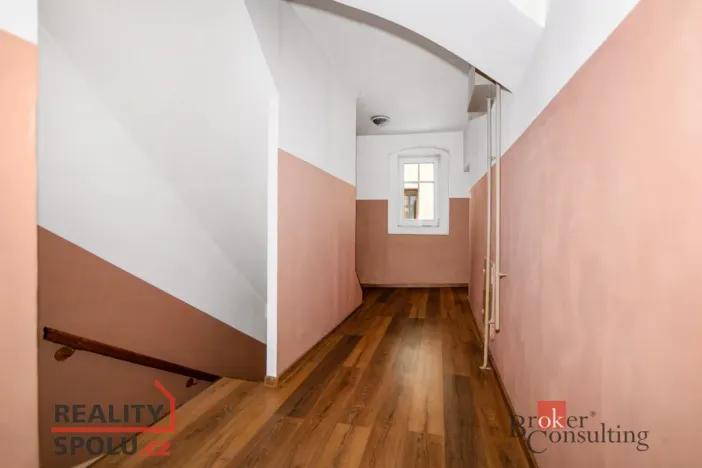 Prodej rodinného domu, Toužim, Pod Brankou, 219 m2