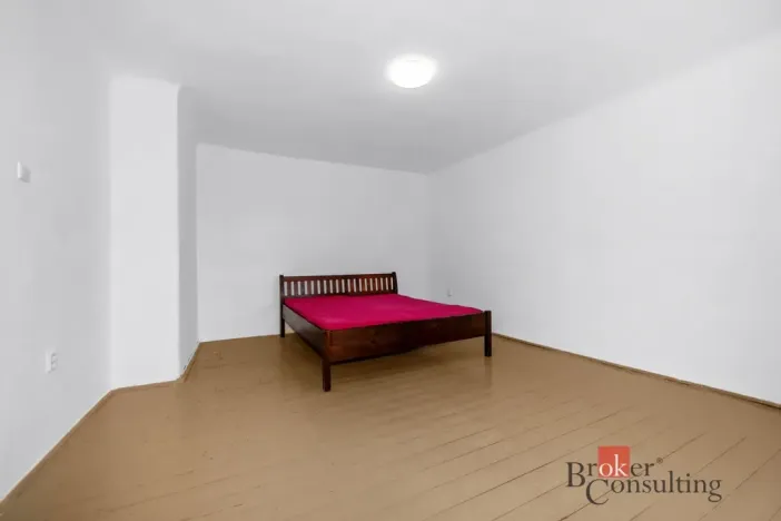 Prodej rodinného domu, Toužim, Pod Brankou, 219 m2
